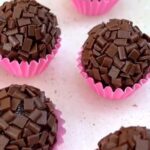 RECEITA DE BRIGADEIRO DE CHOCOLATE