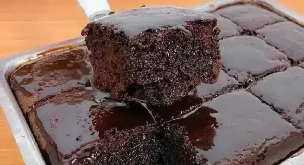 Receita bolo de chocolate molhadinho